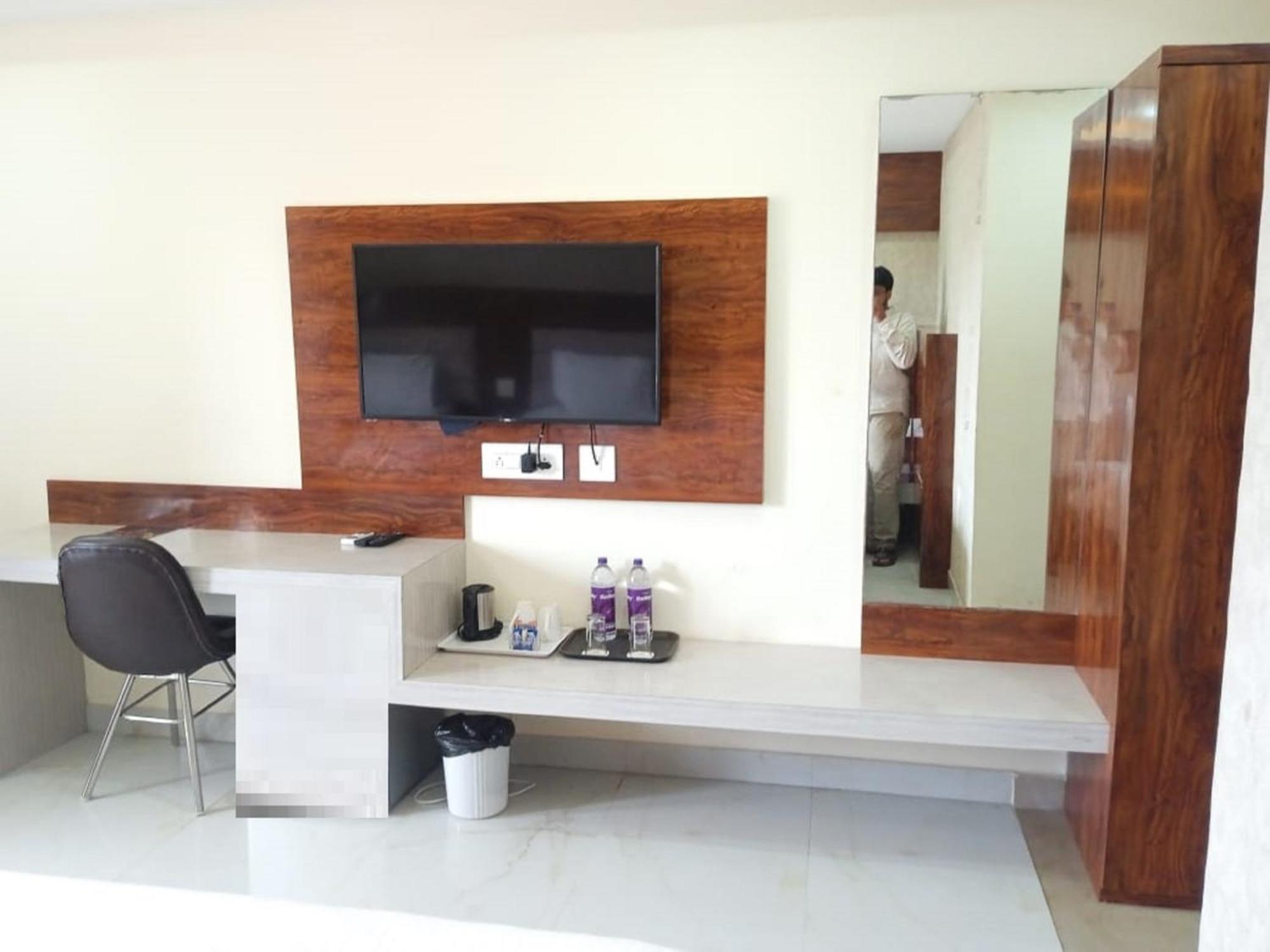 Hotel Sea Gold Puri Exterior photo
